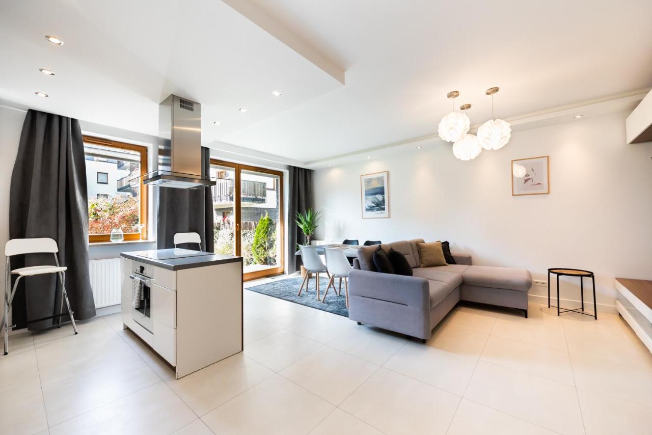 Bluszczanska Modern Urban Apartment Warsaw Exterior photo