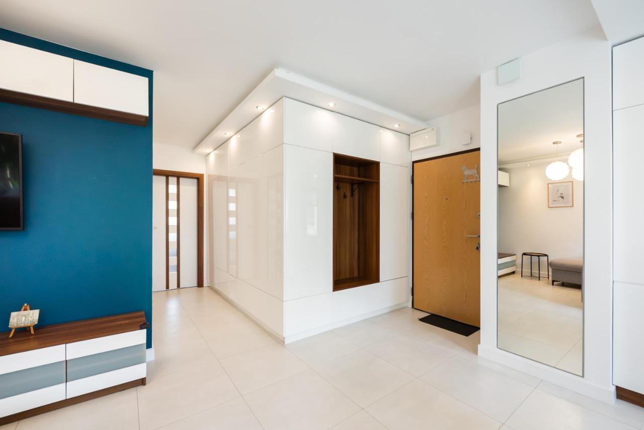 Bluszczanska Modern Urban Apartment Warsaw Exterior photo